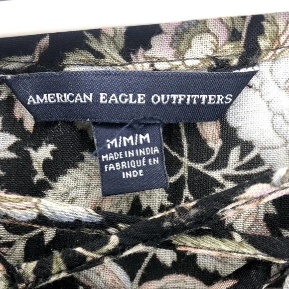 American Eagle Outfitters Dark Floral boho Grunge Tunic Top Blouse Size Medium - Picture 6 of 7